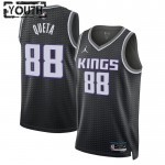 Maillot NBA Sacramento Kings Neemias Queta 88 Jordan 2022-23 Statement Edition Noir Swingman - Enfant